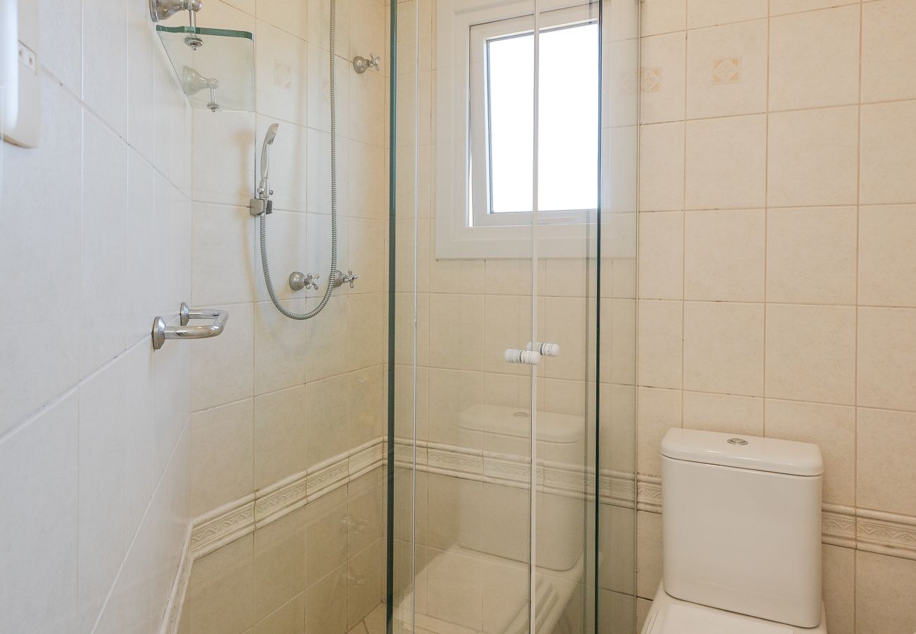 Apartamento em Gramado - DUPLEX, 4 suítes, 2 vagas no coração de Gramado