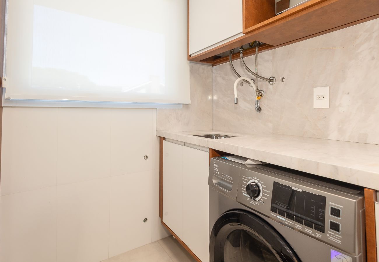 Apartamento em Gramado - Apto alto padrão 2 suítes no coração de Gramado!