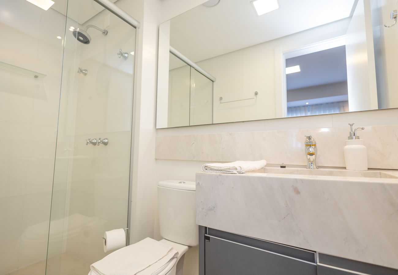 Apartamento em Gramado - Apto alto padrão 2 suítes no coração de Gramado!