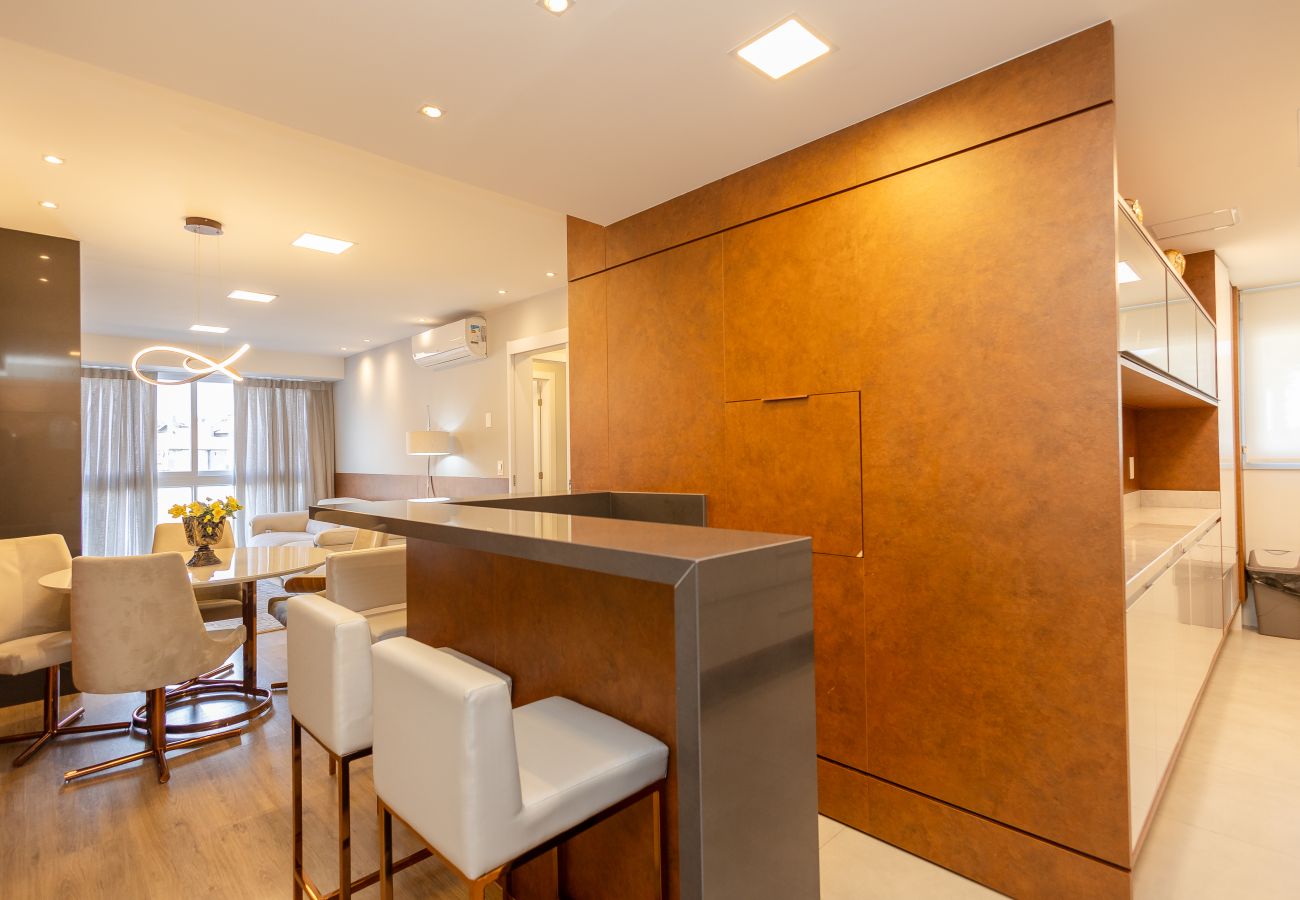 Apartamento em Gramado - Apto alto padrão 2 suítes no coração de Gramado!