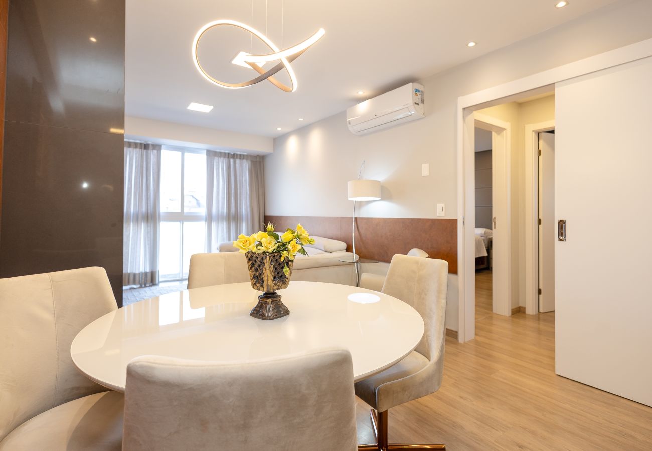 Apartamento em Gramado - Apto alto padrão 2 suítes no coração de Gramado!