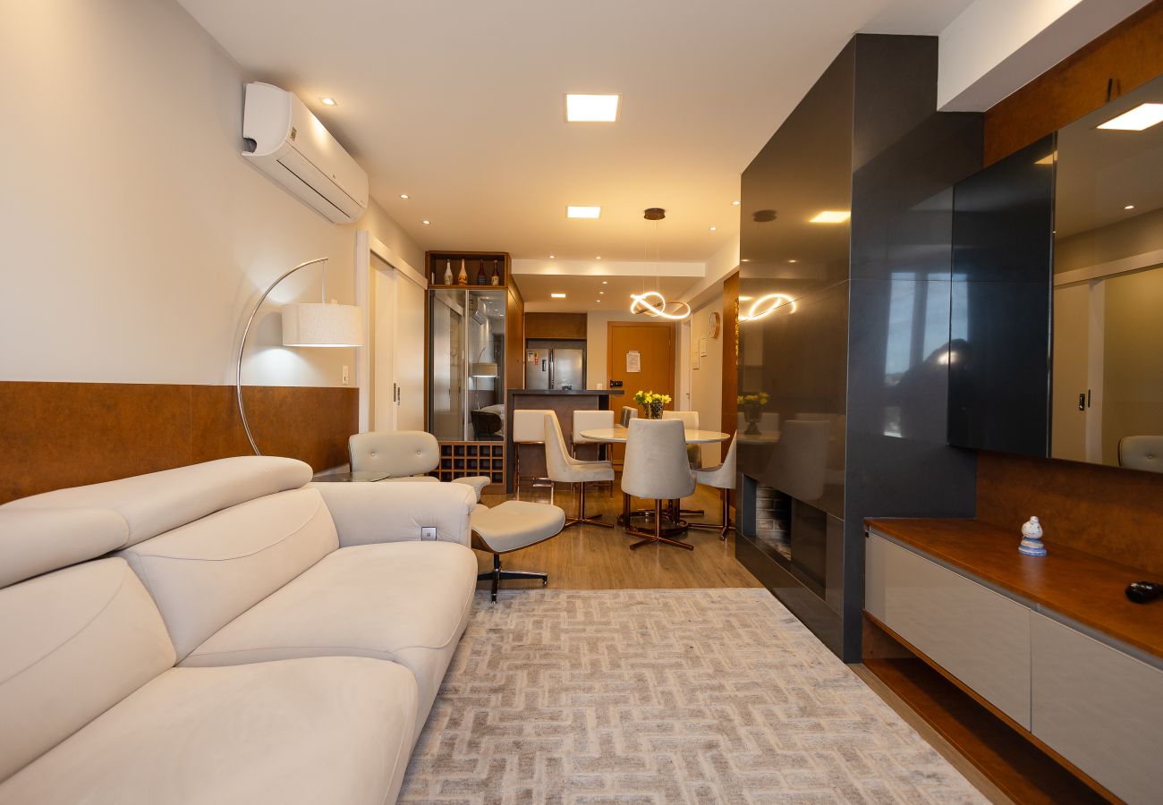 Apartamento em Gramado - Apto alto padrão 2 suítes no coração de Gramado!