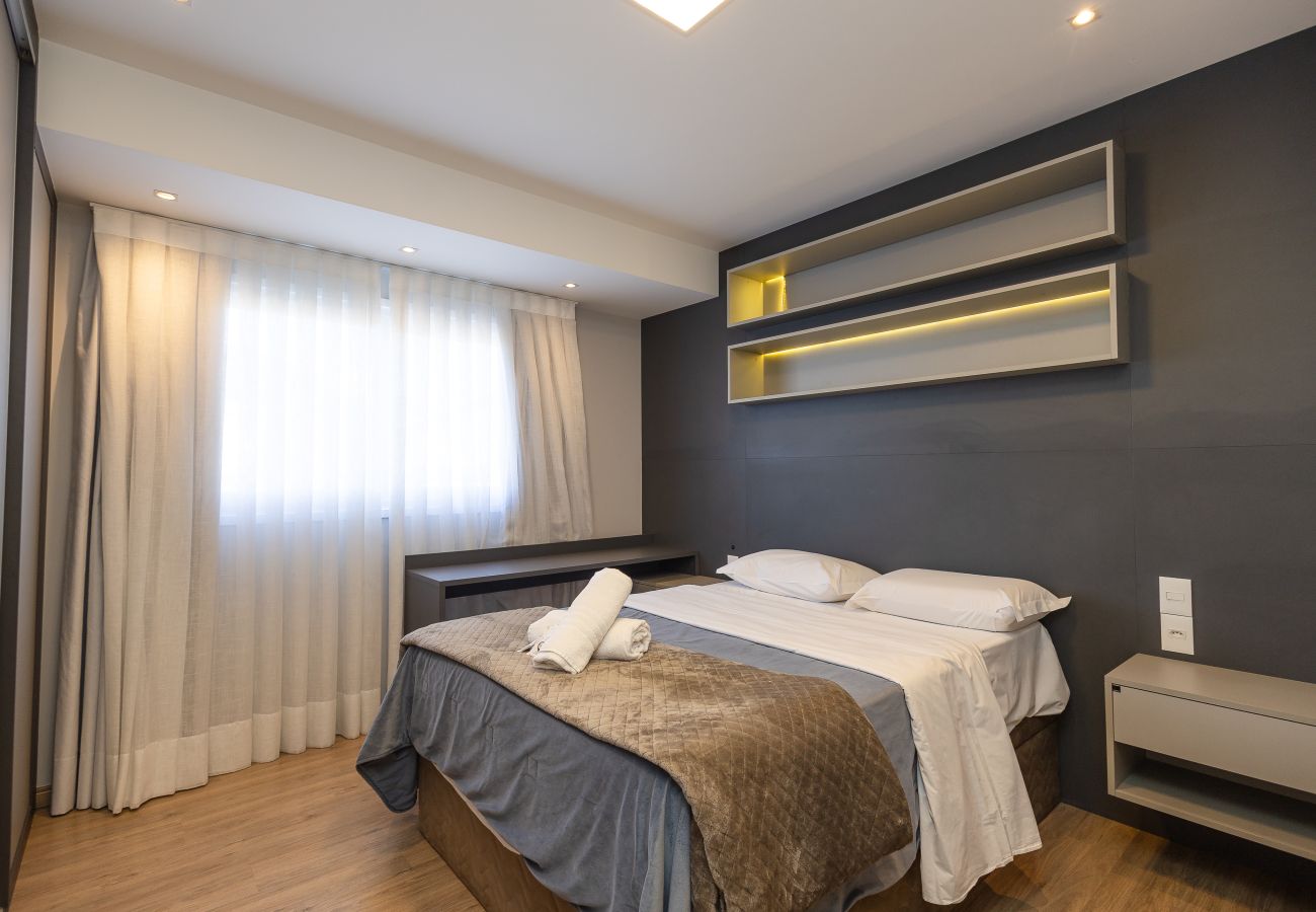 Apartamento em Gramado - Apto alto padrão 2 suítes no coração de Gramado!