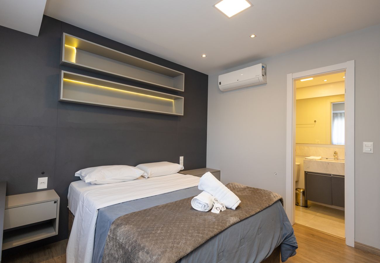 Apartamento em Gramado - Apto alto padrão 2 suítes no coração de Gramado!