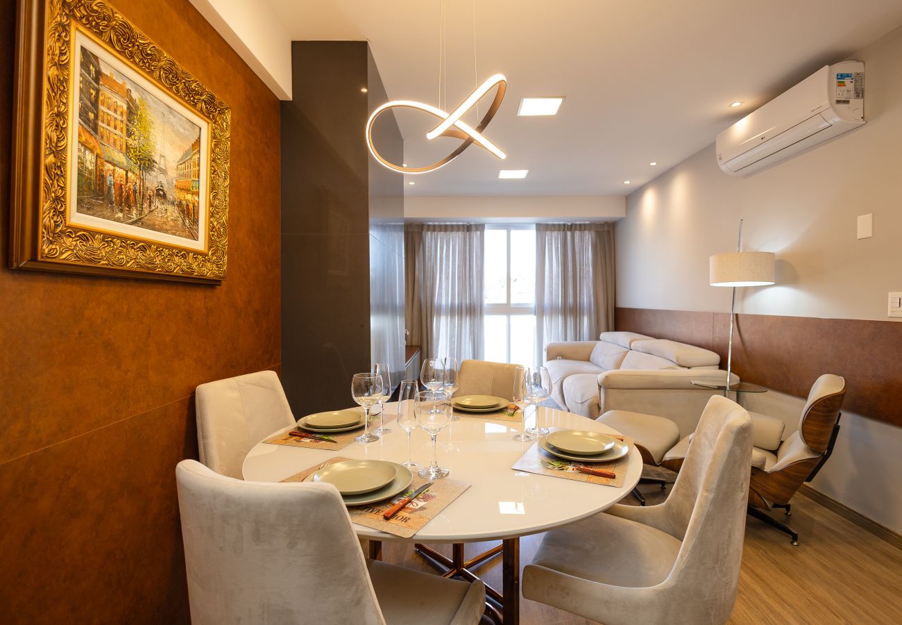 Apartamento em Gramado - Apto alto padrão 2 suítes no coração de Gramado!