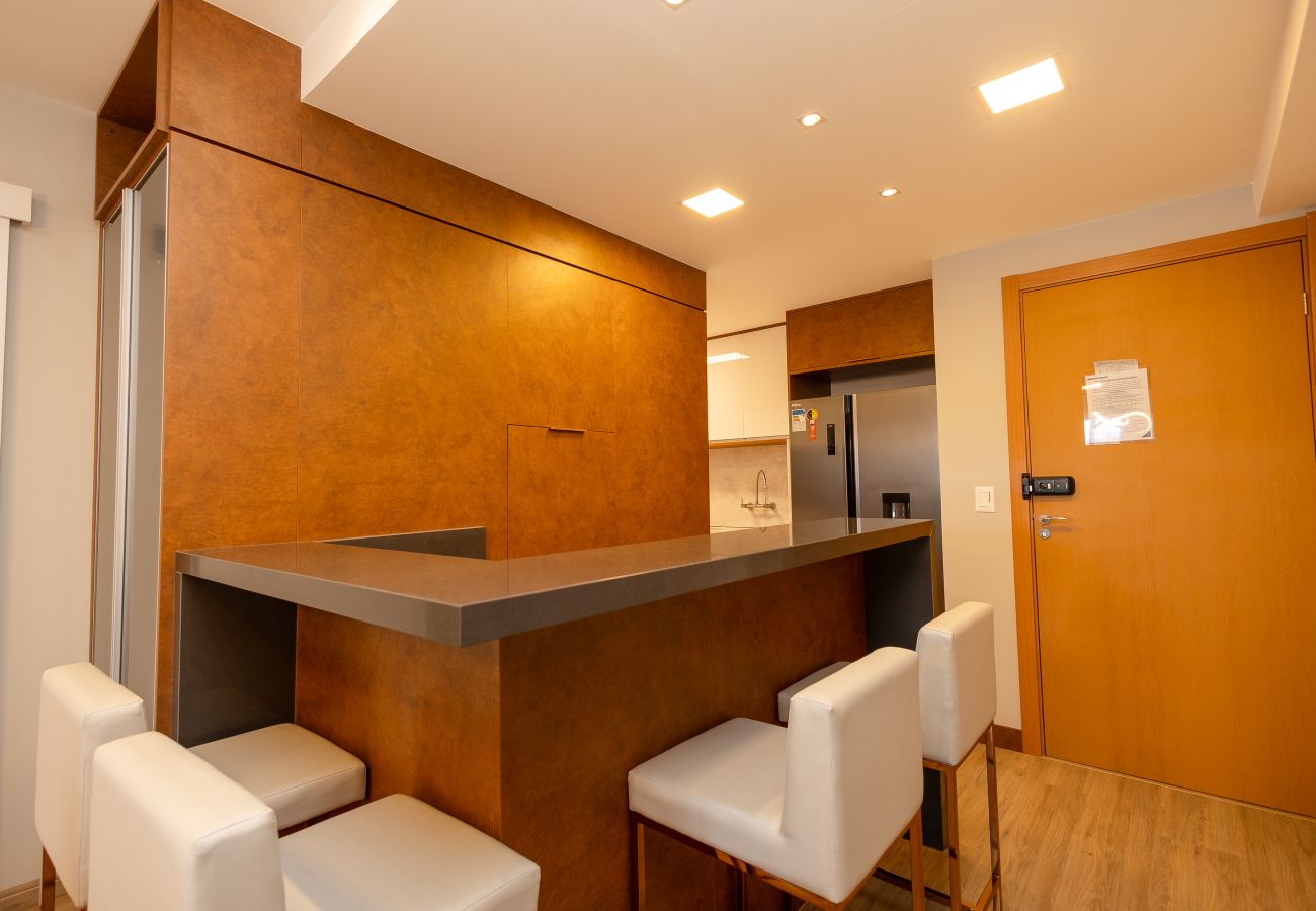 Apartamento em Gramado - Apto alto padrão 2 suítes no coração de Gramado!