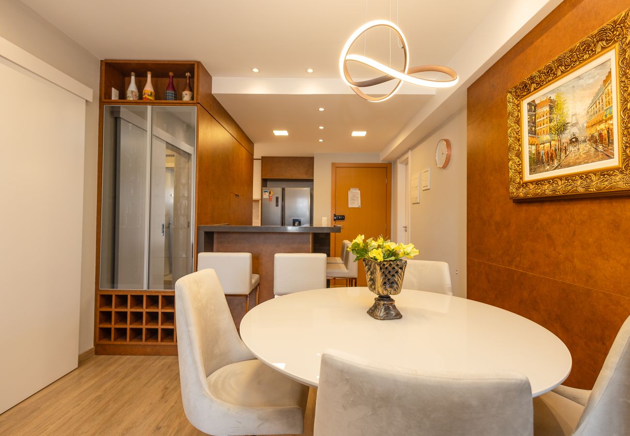 Apartamento em Gramado - Apto alto padrão 2 suítes no coração de Gramado!