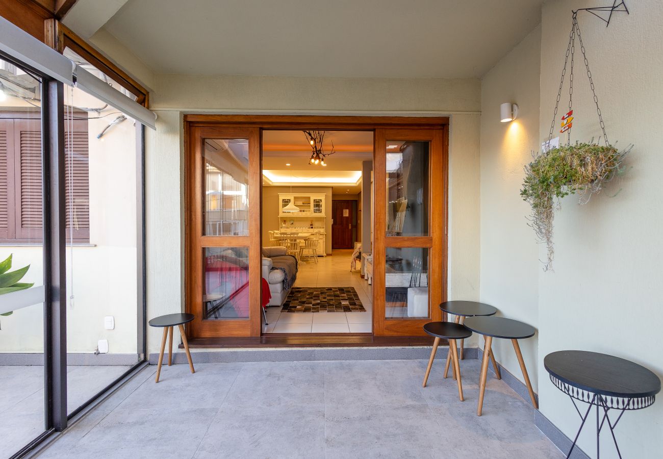 Apartamento em Gramado - Terraço gigante no coração de Gramado (4 dorm)!