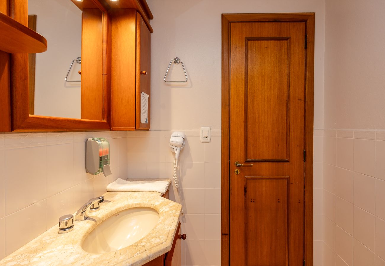 Apartamento em Gramado - Terraço gigante no coração de Gramado (4 dorm)!