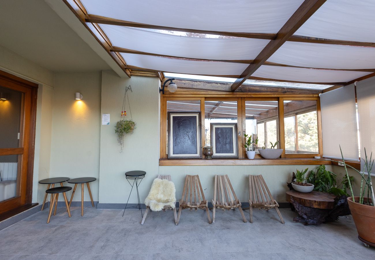 Apartamento em Gramado - Terraço gigante no coração de Gramado (4 dorm)!