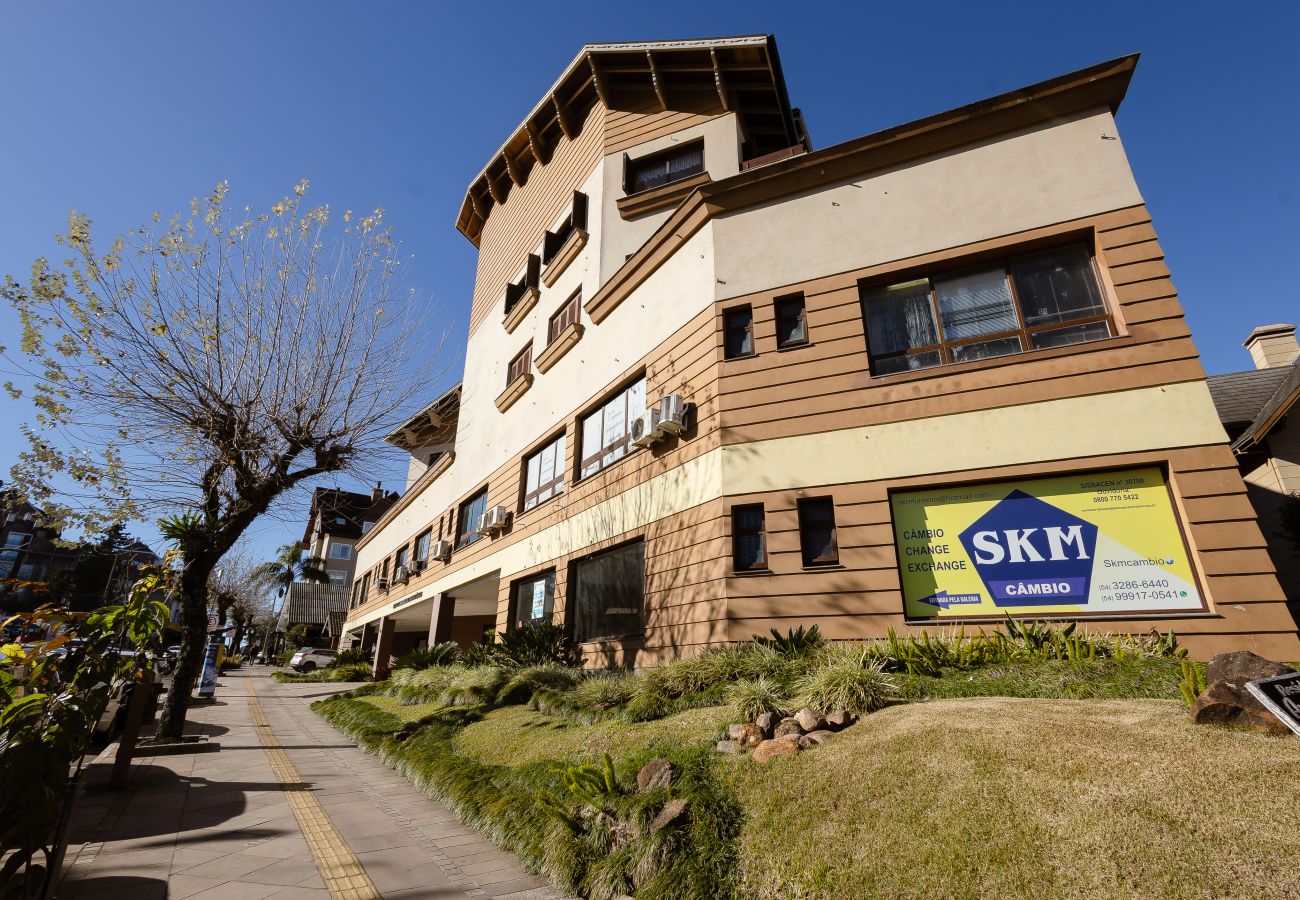 Apartamento em Gramado - Terraço gigante no coração de Gramado (4 dorm)!