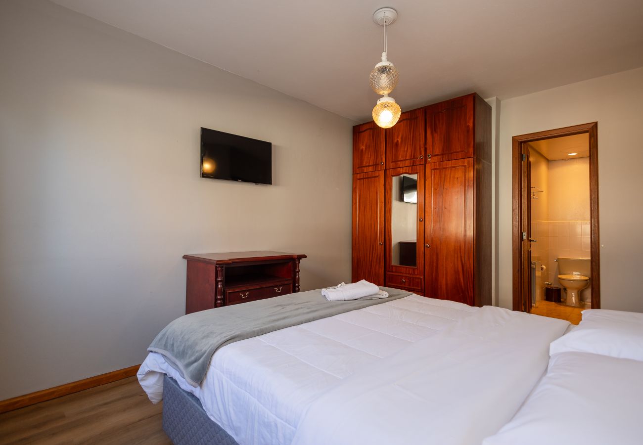 Apartamento em Gramado - Terraço gigante no coração de Gramado (4 dorm)!