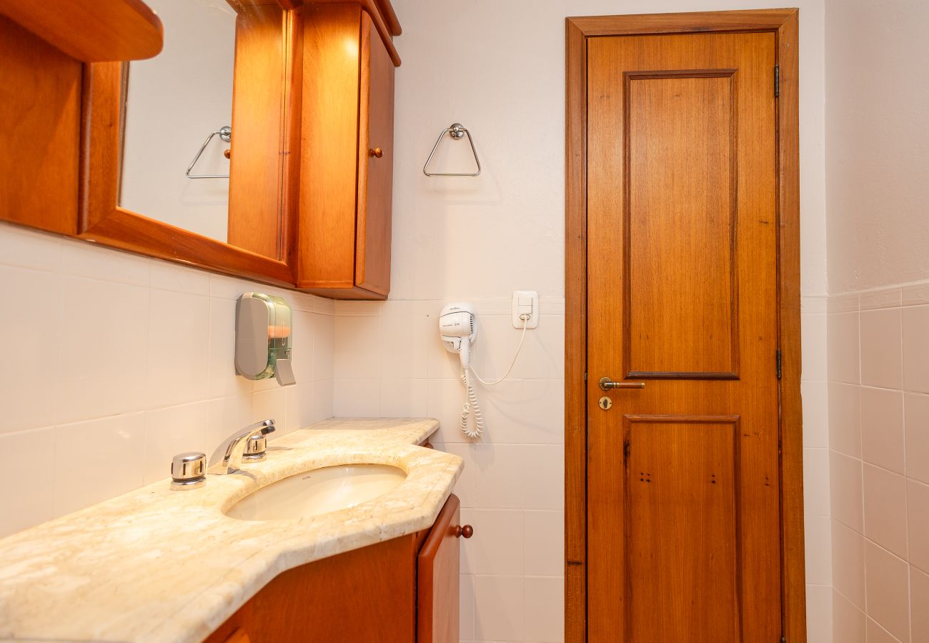 Apartamento em Gramado - Terraço gigante no coração de Gramado (4 dorm)!
