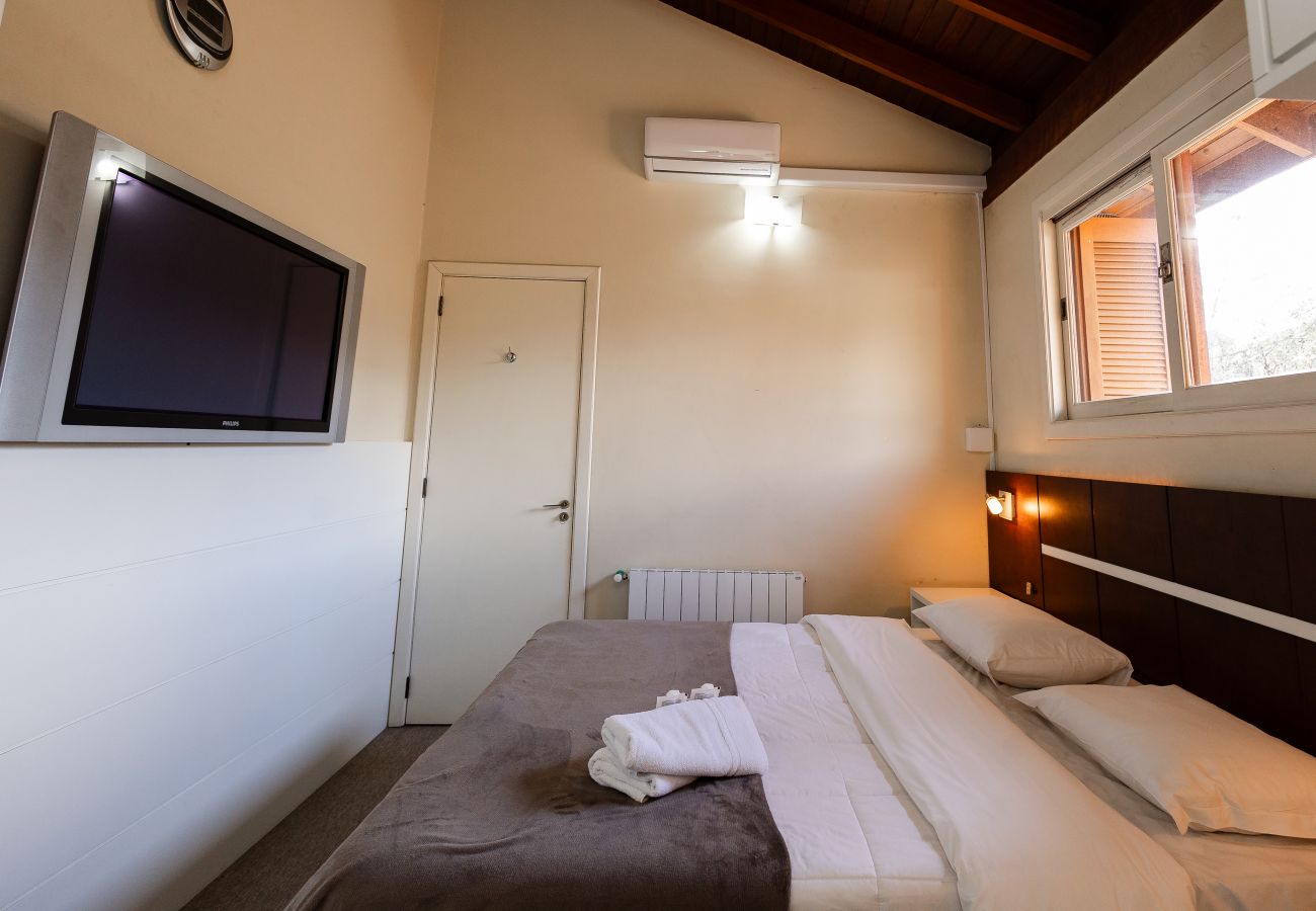 Apartamento em Gramado - Duplex 2D (2 banheiros) a 300m da Rua Coberta!