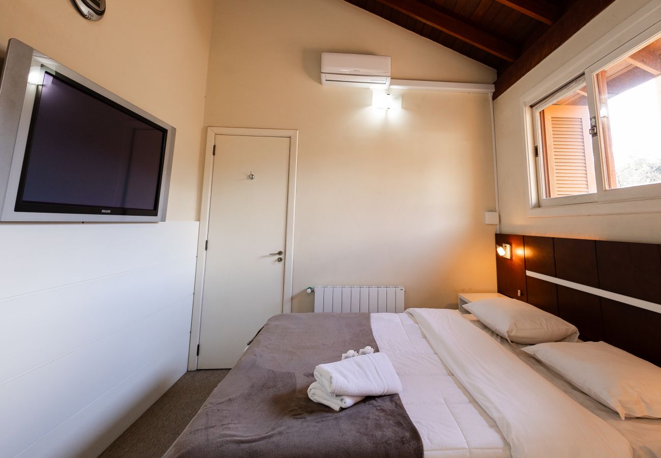 Apartamento em Gramado - Duplex 2D (2 banheiros) a 300m da Rua Coberta!