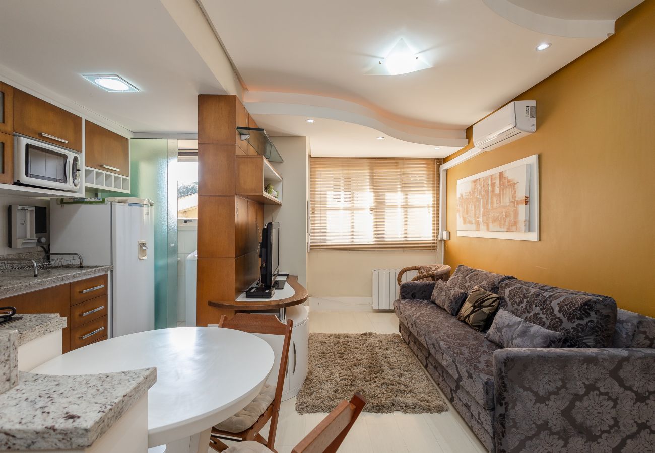 Apartamento em Gramado - Duplex 2D (2 banheiros) a 300m da Rua Coberta!