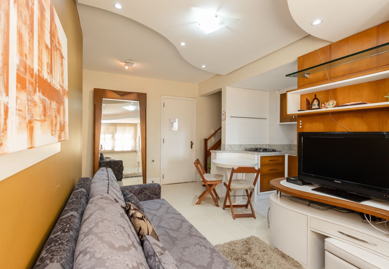 Apartamento em Gramado - Duplex 2D (2 banheiros) a 300m da Rua Coberta!