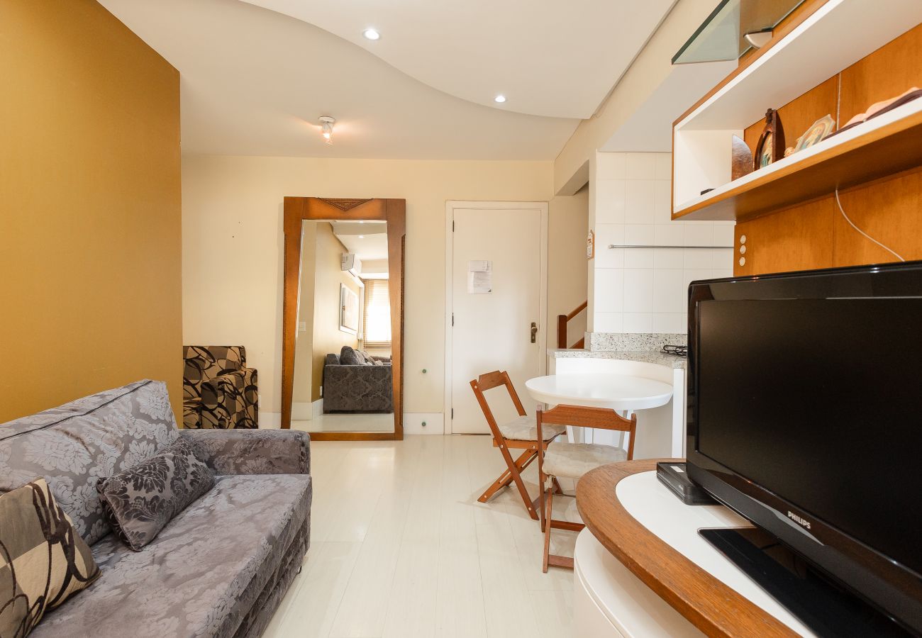 Apartamento em Gramado - Duplex 2D (2 banheiros) a 300m da Rua Coberta!