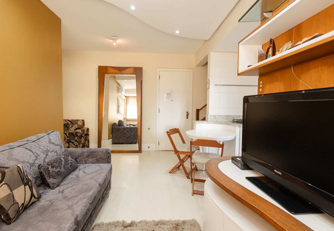 Apartamento em Gramado - Duplex 2D (2 banheiros) a 300m da Rua Coberta!