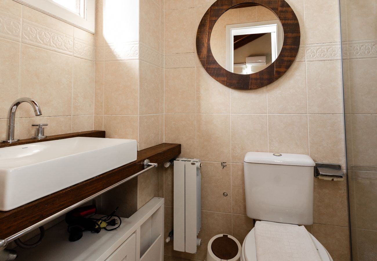 Apartamento em Gramado - Duplex 2D (2 banheiros) a 300m da Rua Coberta!