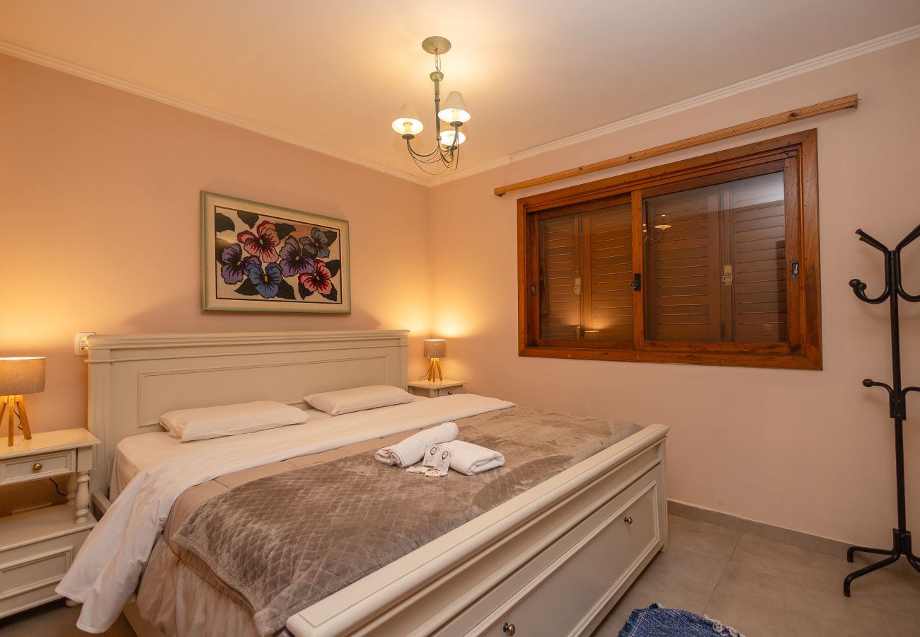 Apartamento em Gramado - Apto aconchegante a 400m da Rua Coberta!