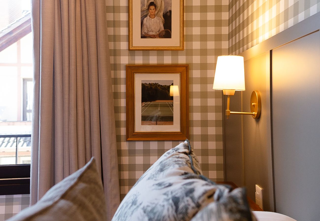 Apartamento em Gramado - Conforto e sofisticação no centro, a 400m da Rua Coberta