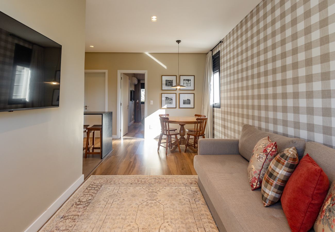 Apartamento em Gramado - Luxuoso apartamento no centro, a 400m da Rua Coberta