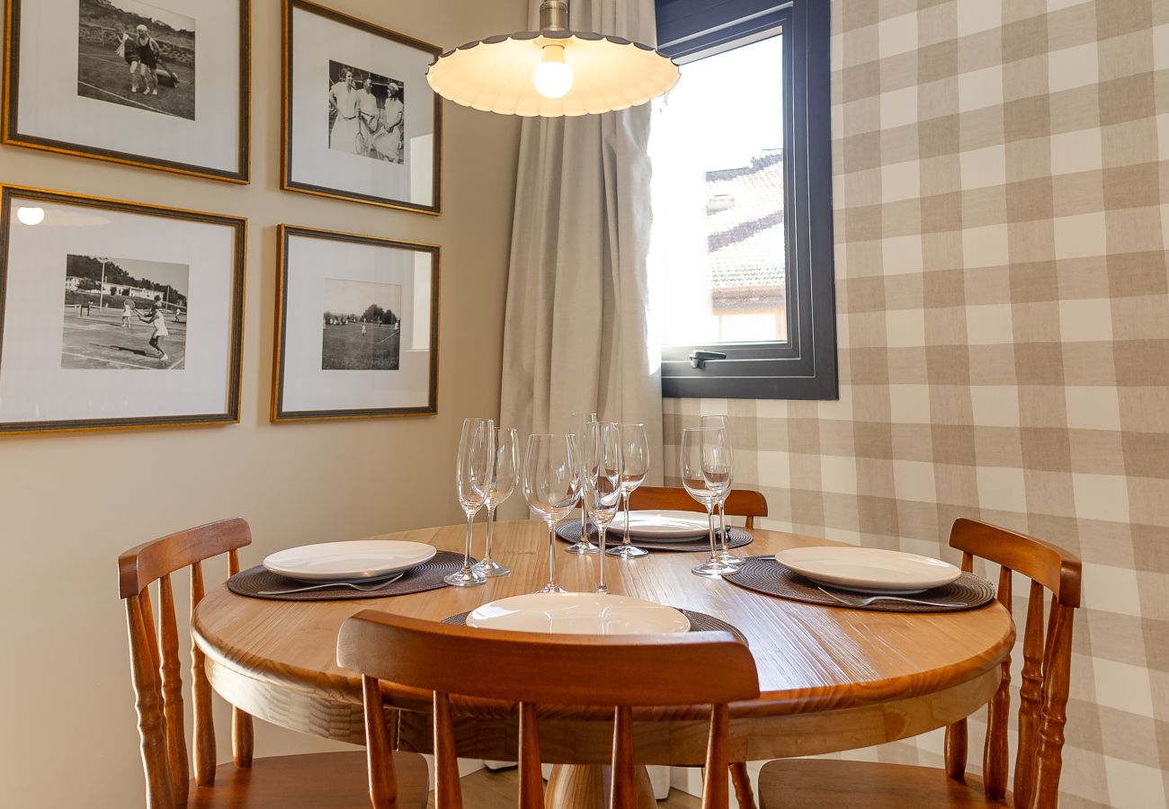 Apartamento em Gramado - Luxuoso apartamento no centro, a 400m da Rua Coberta