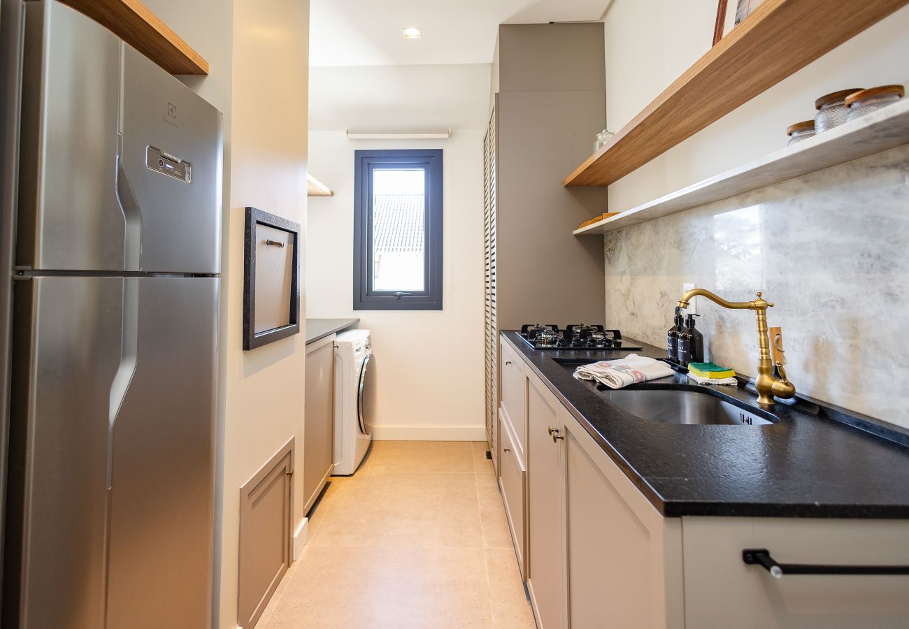 Apartamento em Gramado - Luxuoso apartamento no centro, a 400m da Rua Coberta