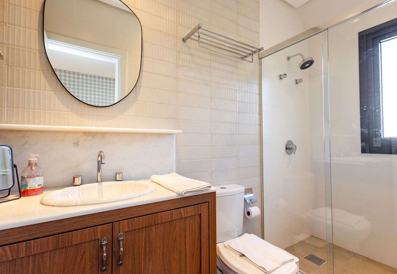 Apartamento em Gramado - Luxuoso apartamento no centro, a 400m da Rua Coberta