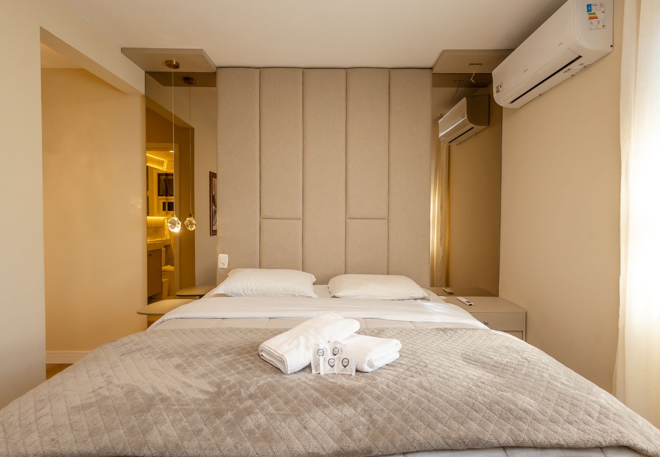 Apartamento em Gramado - NOVO! Duplex 4D (3 suites) a 600m da Rua Coberta