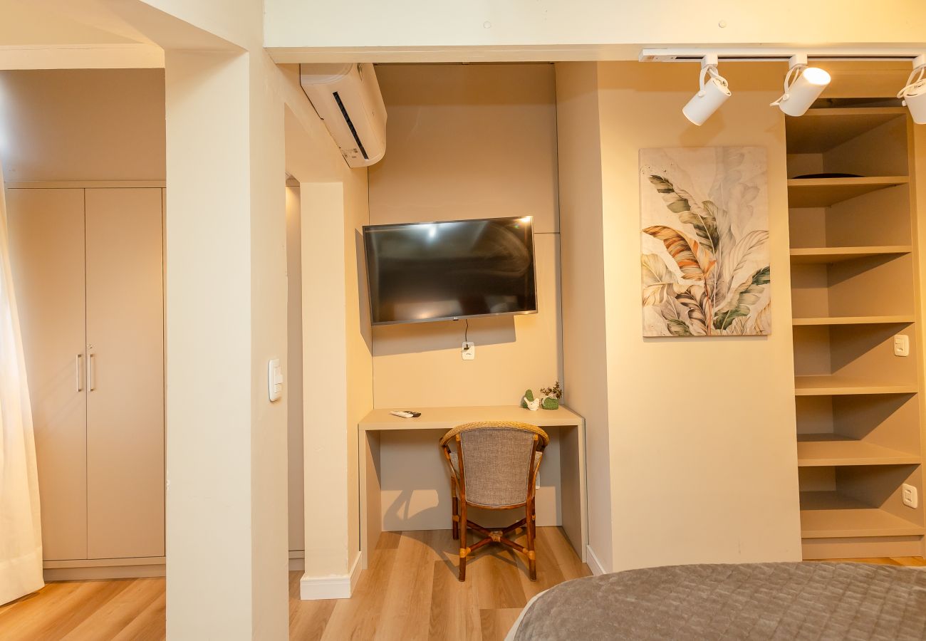 Apartamento em Gramado - NOVO! Duplex 4D (3 suites) a 600m da Rua Coberta