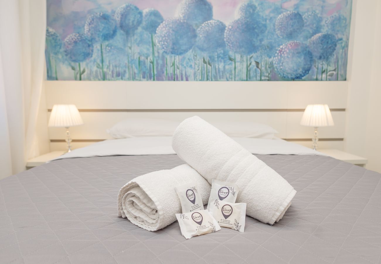 Apartamento em Gramado - Apto 1D no coração de Gramado, a 550m da R Coberta