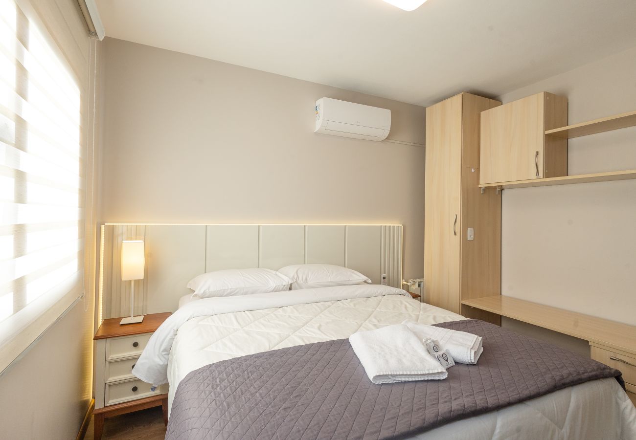 Apartamento em Gramado - NOVO! Dois quartos a 400m da Rua Coberta!