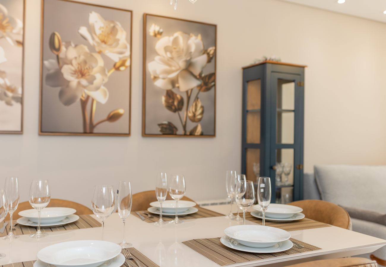 Apartamento em Gramado - NOVO! Dois quartos a 400m da Rua Coberta!