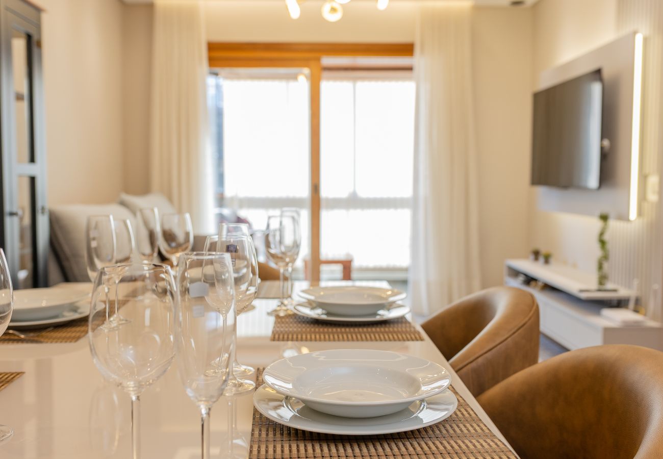 Apartamento em Gramado - NOVO! Dois quartos a 400m da Rua Coberta!