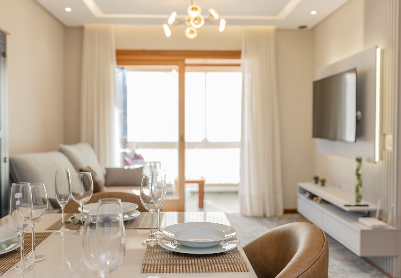 Apartamento em Gramado - NOVO! Dois quartos a 400m da Rua Coberta!
