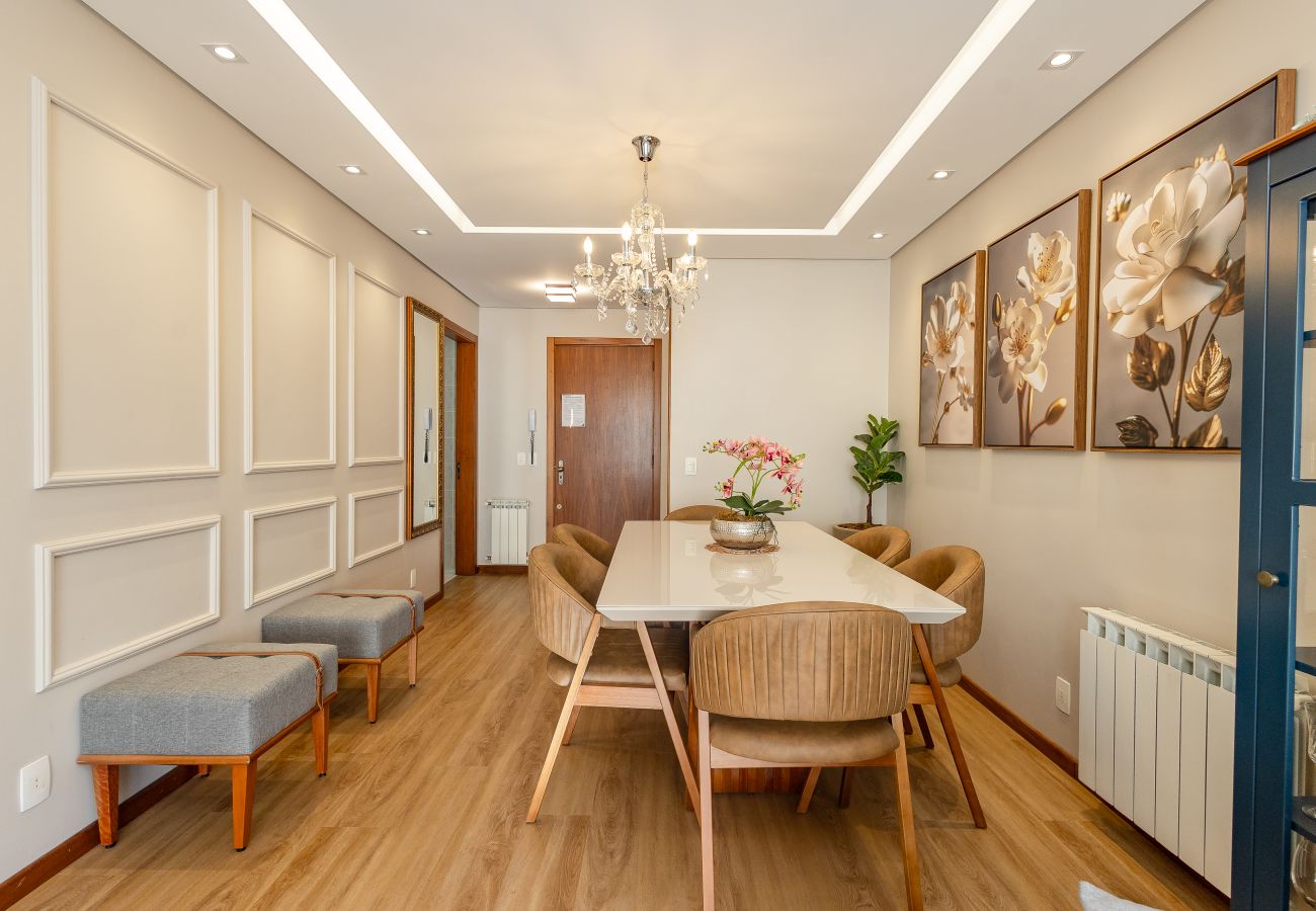 Apartamento em Gramado - NOVO! Dois quartos a 400m da Rua Coberta!