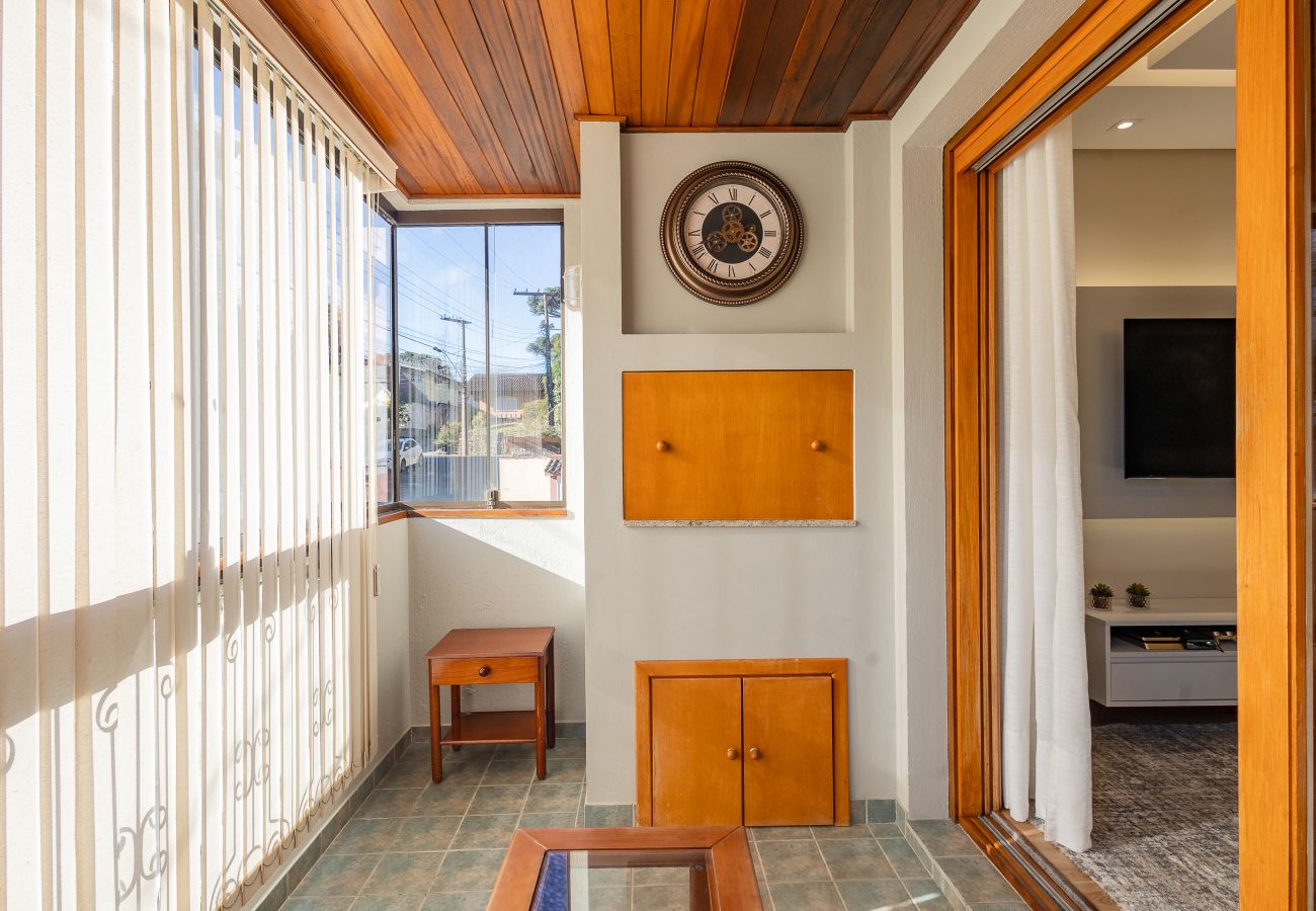 Apartamento em Gramado - NOVO! Dois quartos a 400m da Rua Coberta!
