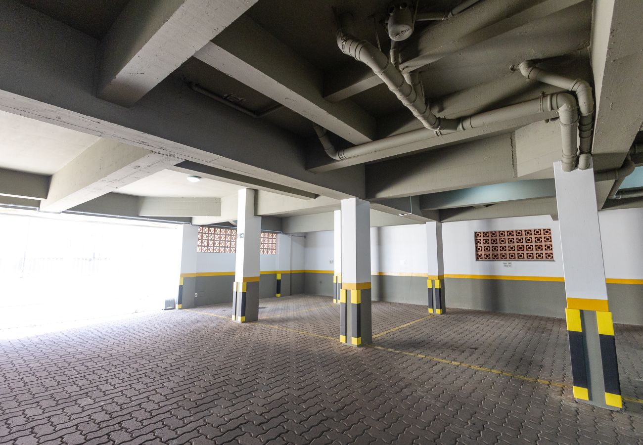 Apartamento em Gramado - NOVO! Dois quartos a 400m da Rua Coberta!