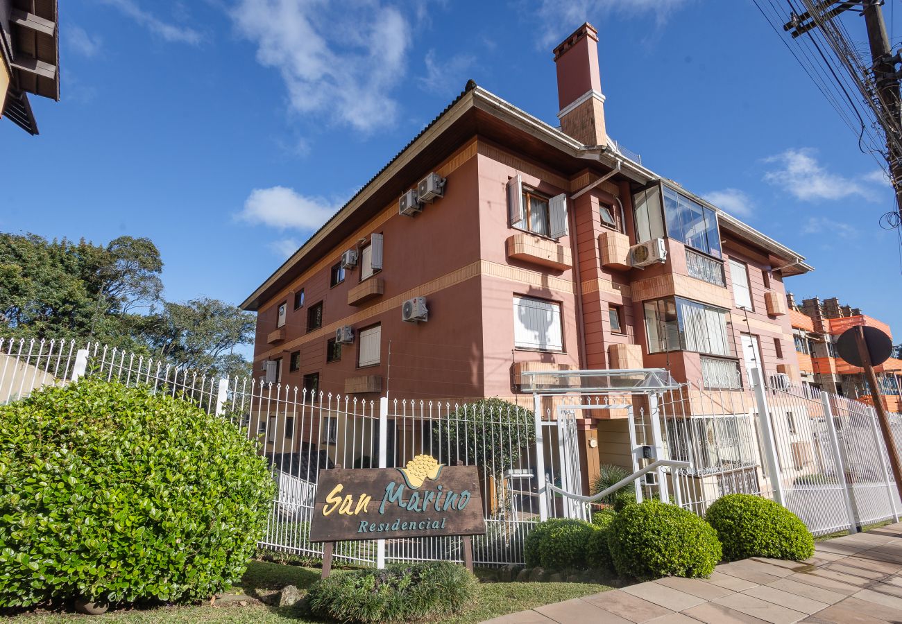 Apartamento em Gramado - NOVO! Dois quartos a 400m da Rua Coberta!