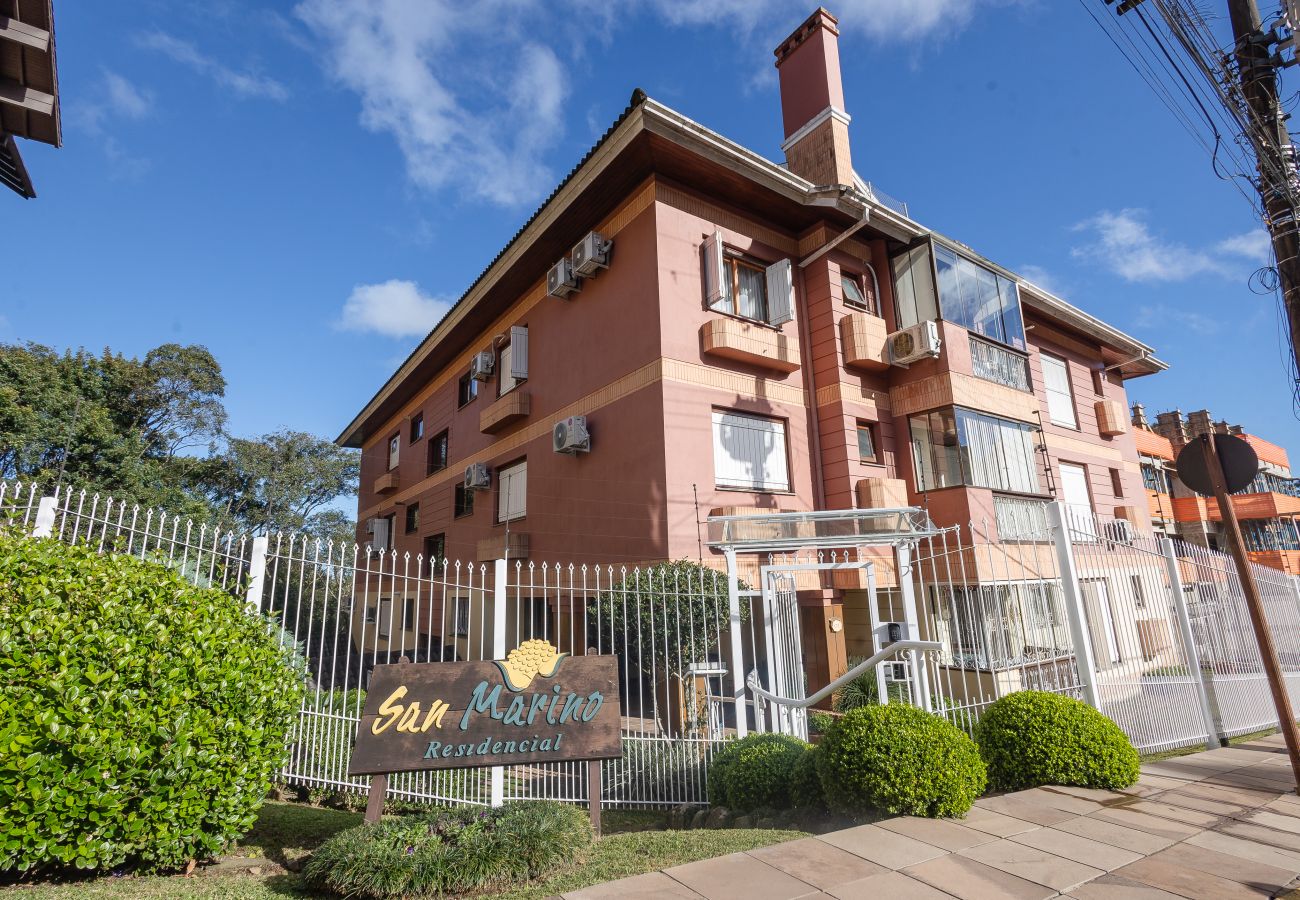 Apartamento em Gramado - NOVO! Dois quartos a 400m da Rua Coberta!