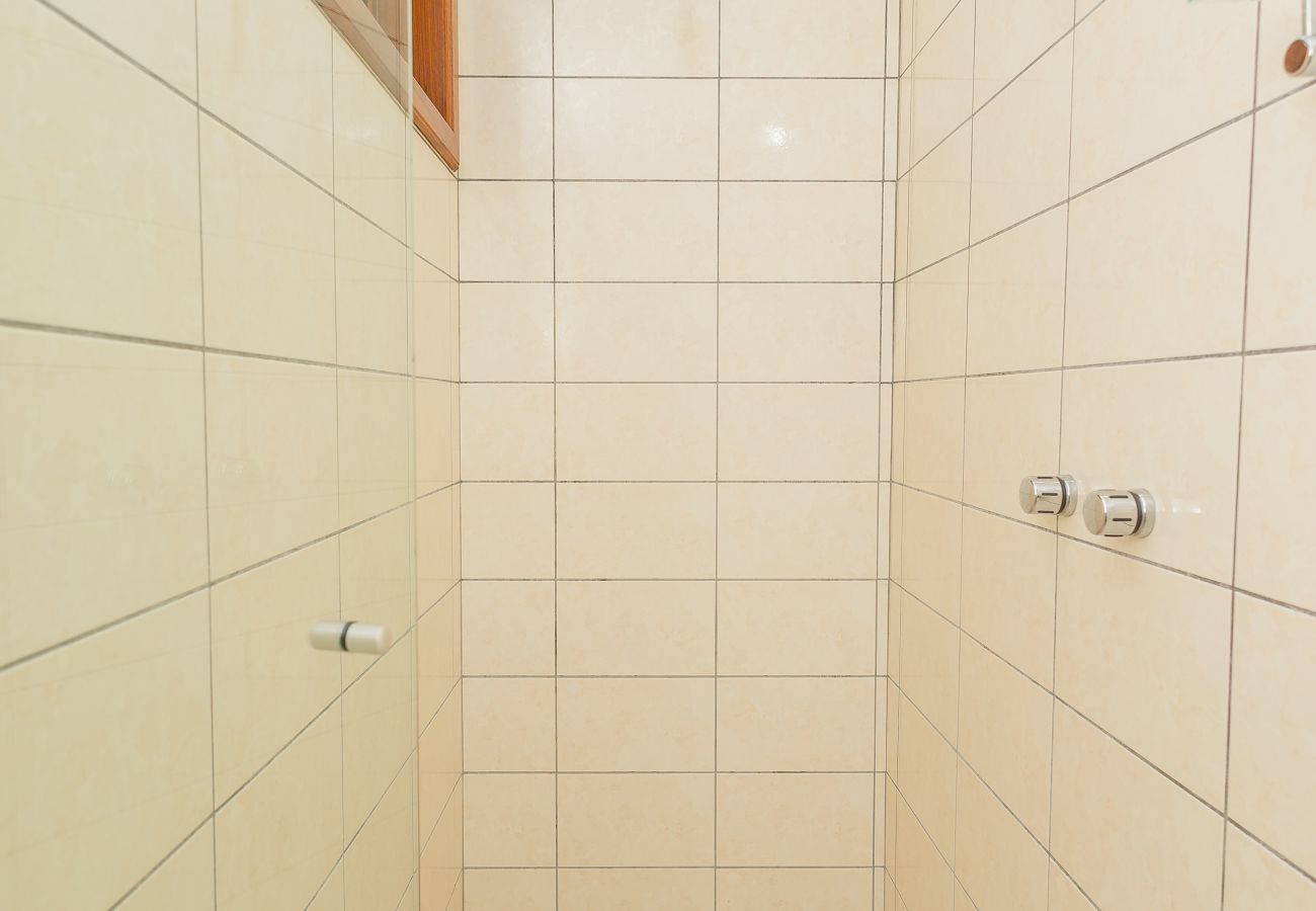 Apartamento em Gramado - NOVO! Aconchegante duplex 2D (2 banhos) a 1km da R Coberta!