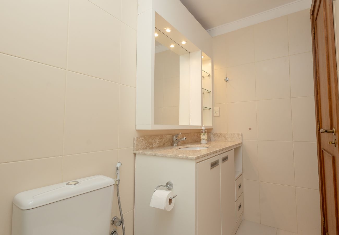 Apartamento em Gramado - Apto acolhedor 3D (1 suíte) a 400m da Rua Coberta!