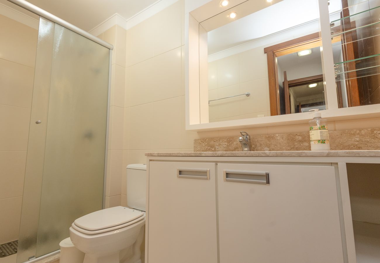 Apartamento em Gramado - Apto acolhedor 3D (1 suíte) a 400m da Rua Coberta!
