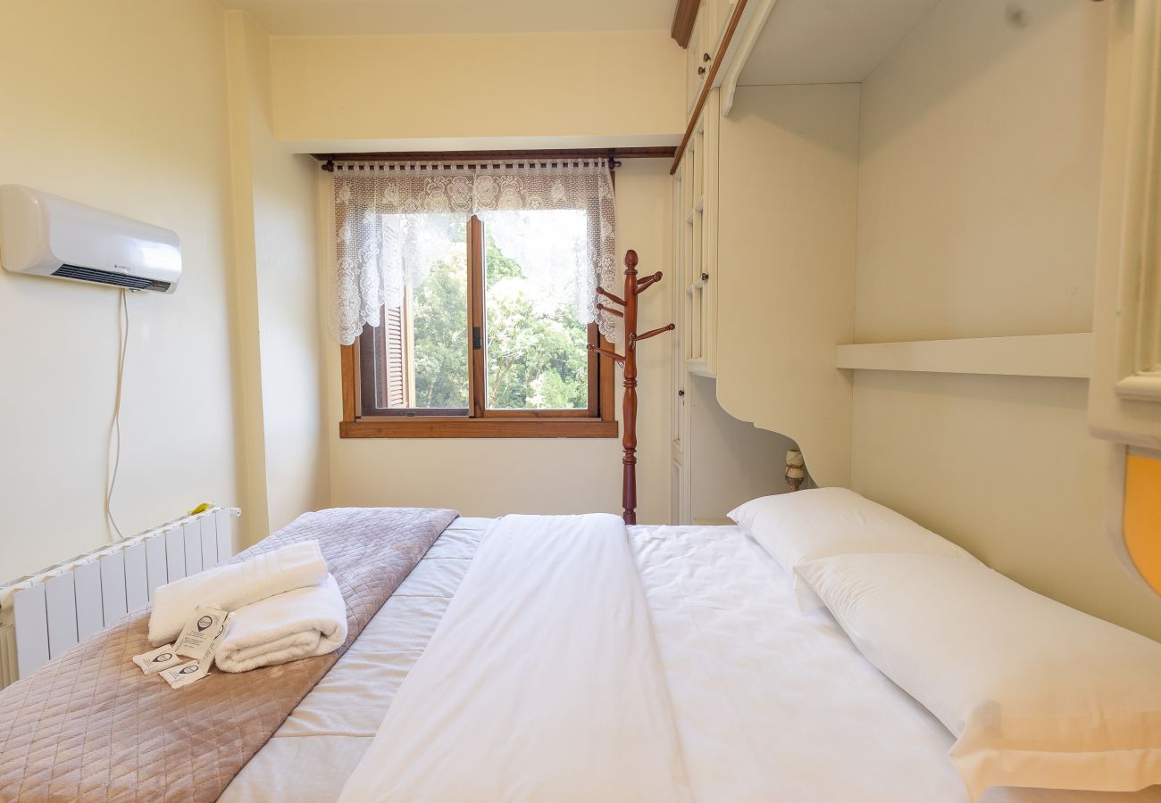 Apartamento em Gramado - Apto aconchegante a 400m da R Coberta