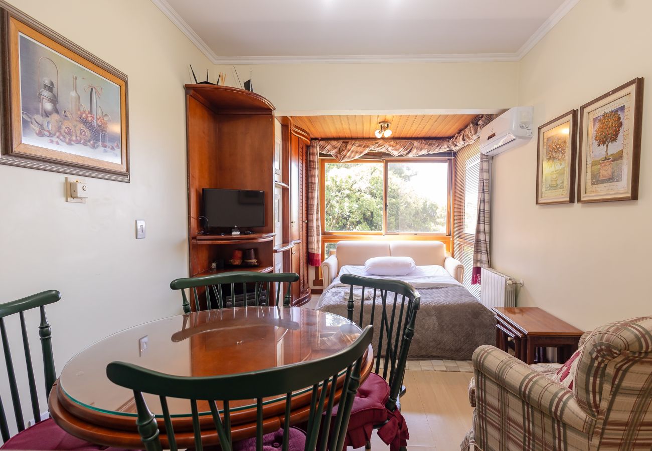 Apartamento em Gramado - Apto aconchegante a 400m da R Coberta