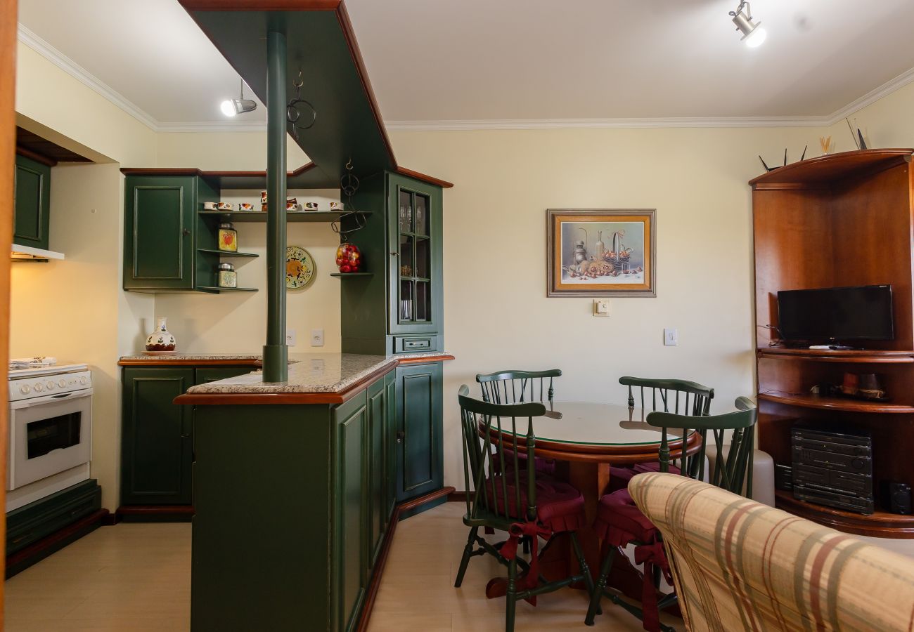 Apartamento em Gramado - Apto aconchegante a 400m da R Coberta