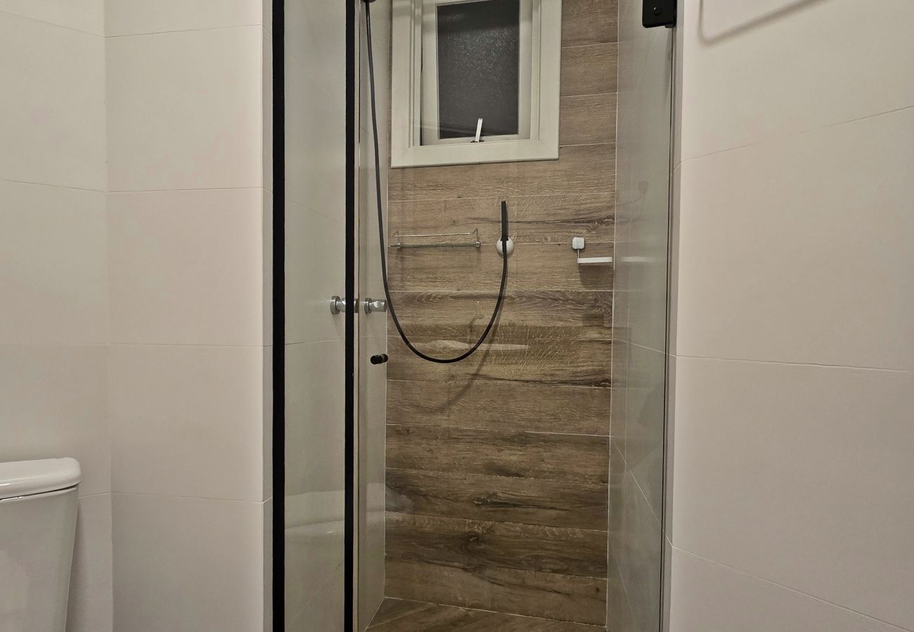 Apartamento em Gramado - NOVO! Duplex 3 dormitórios a 100m da Rua Torta! 