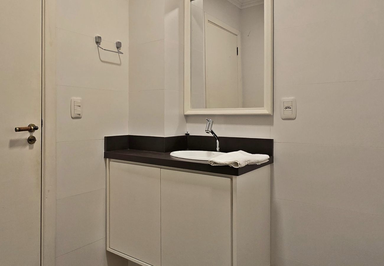 Apartamento em Gramado - NOVO! Duplex 3 dormitórios a 100m da Rua Torta! 